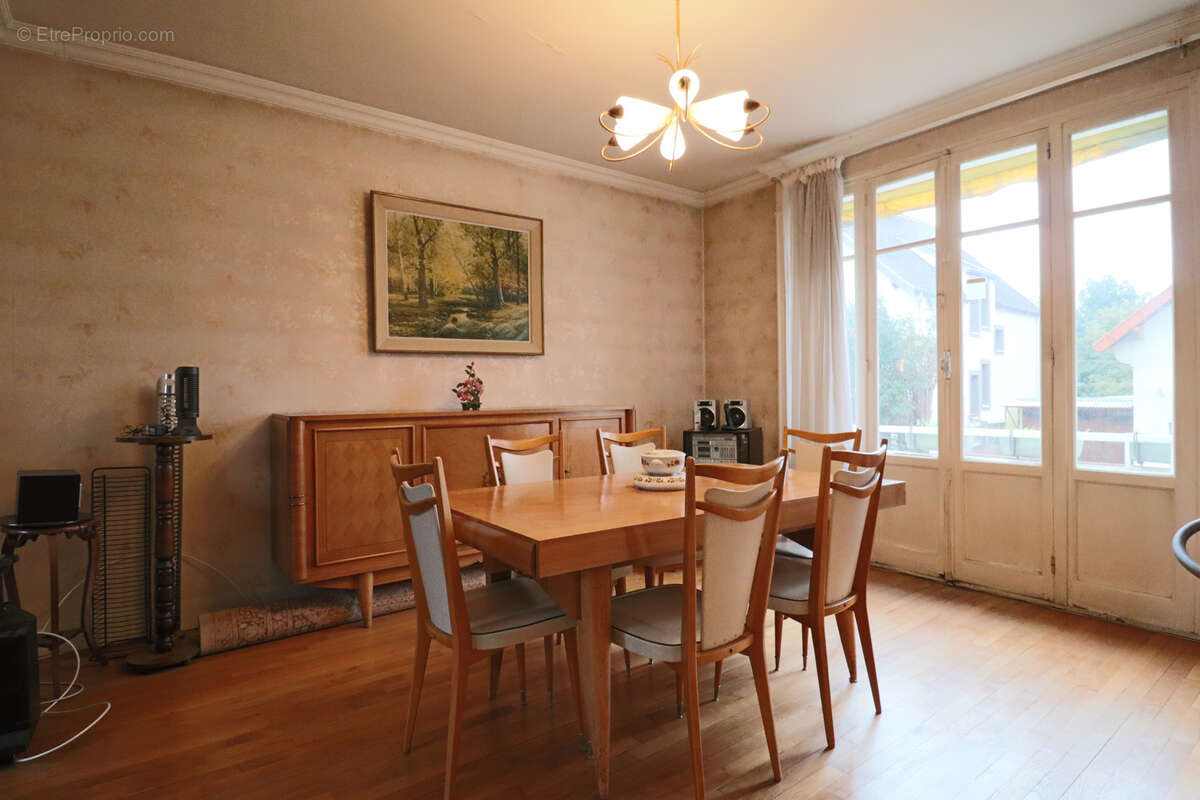 Maison à LES PAVILLONS-SOUS-BOIS