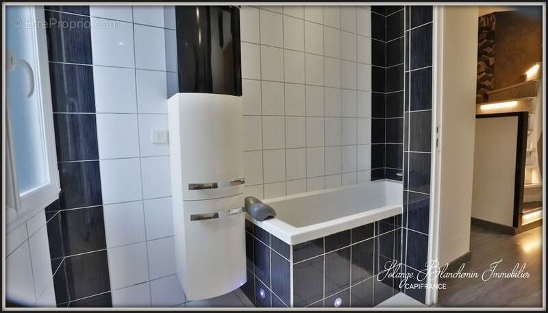 175 m² rénovés – 6 chambres – séjour 62 m² – garage 83 m² : une vraie maison familiale au cœur de Nissan-lez-Enserune - photo 16