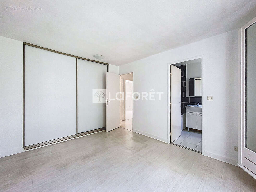 Maison à VERNEUIL-SUR-SEINE