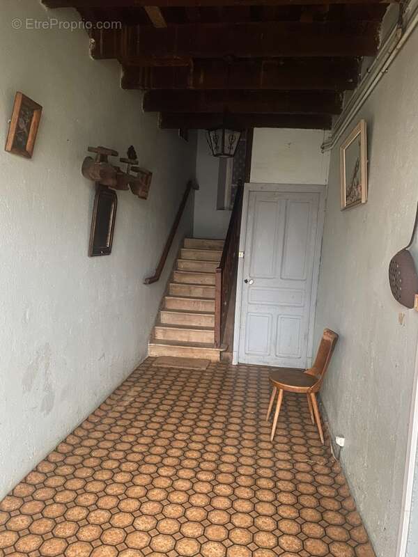 Corps de ferme, maison et grange - photo 22