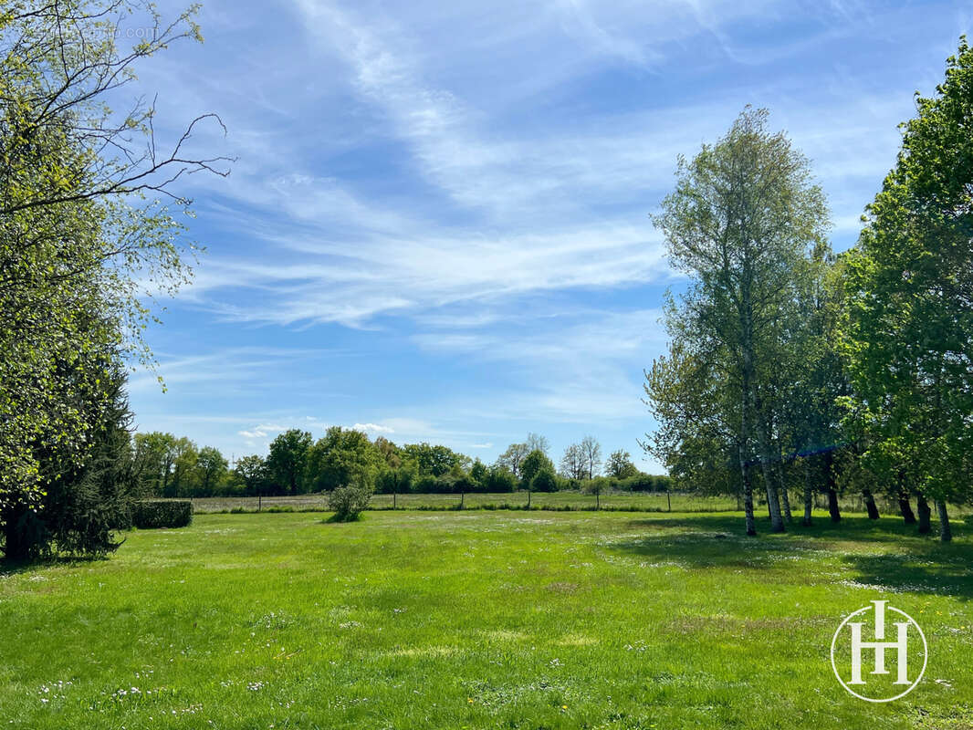 Maison à CHARENTON-DU-CHER