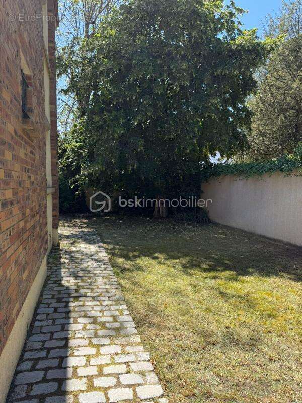  Maison familiale avec garage indépendant – Lieusaint - photo 16