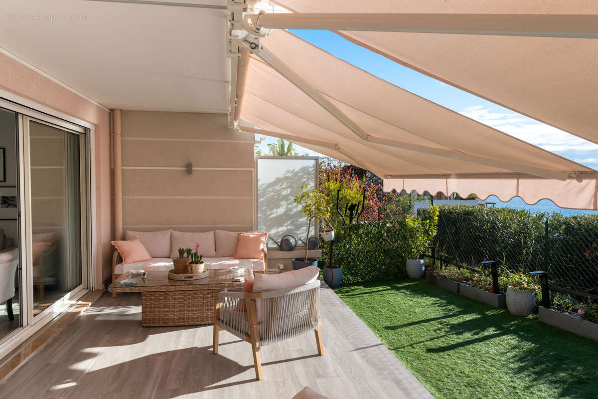 Superbe appartement de 3 pièces entièrement rénové - Proche MONACO - photo 15