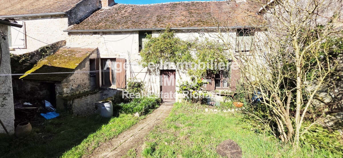 Maison à fort potentiel à restaurer   Hameau calme de Château-Landon - photo 4