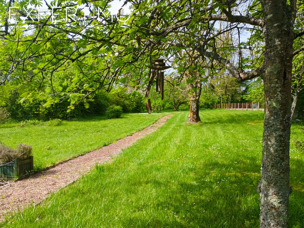 Maison à REGNIERE-ECLUSE