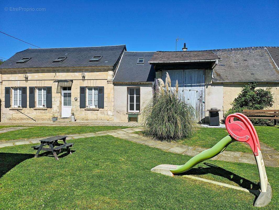 Maison à CESSIERES