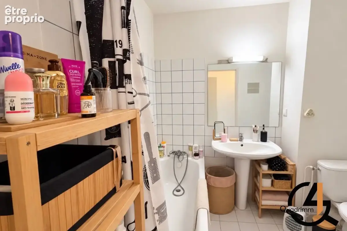Studio 22 m2 avec terrasse et parking   Quartier Hôpital / Faculté - photo 4