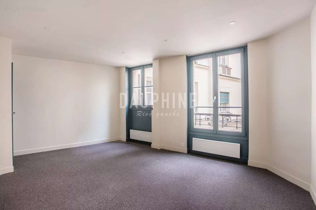 Appartement à PARIS-6E