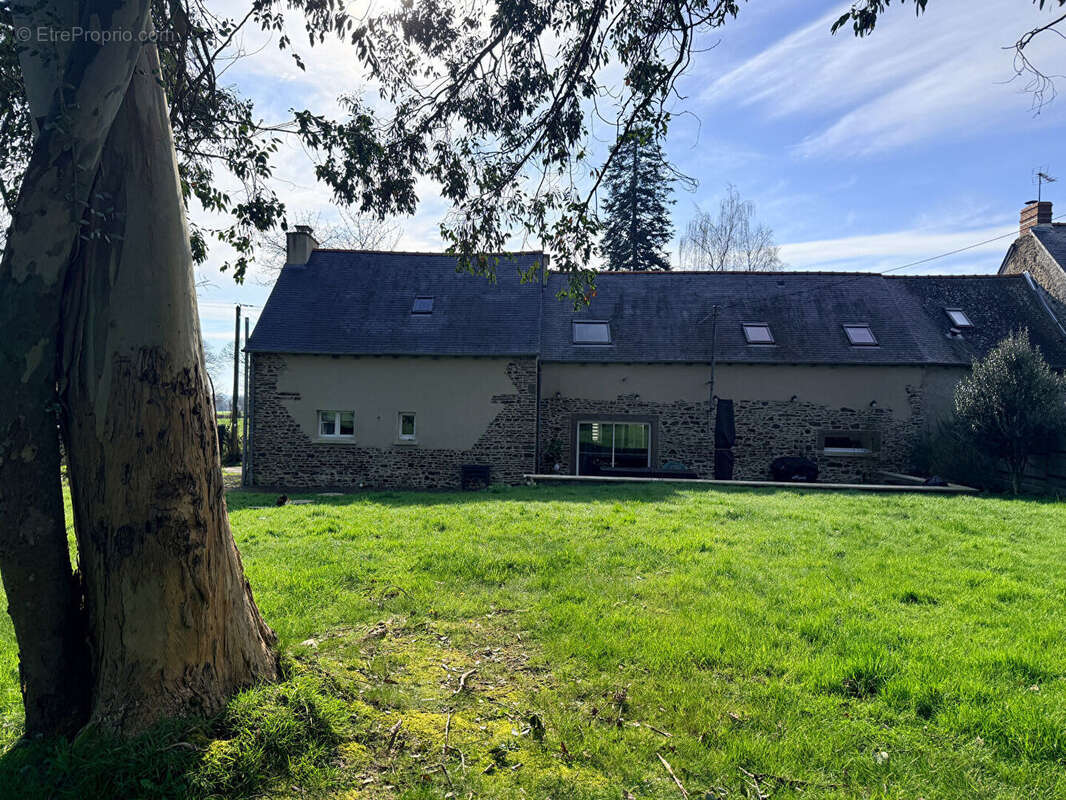 Maison à MEILLAC
