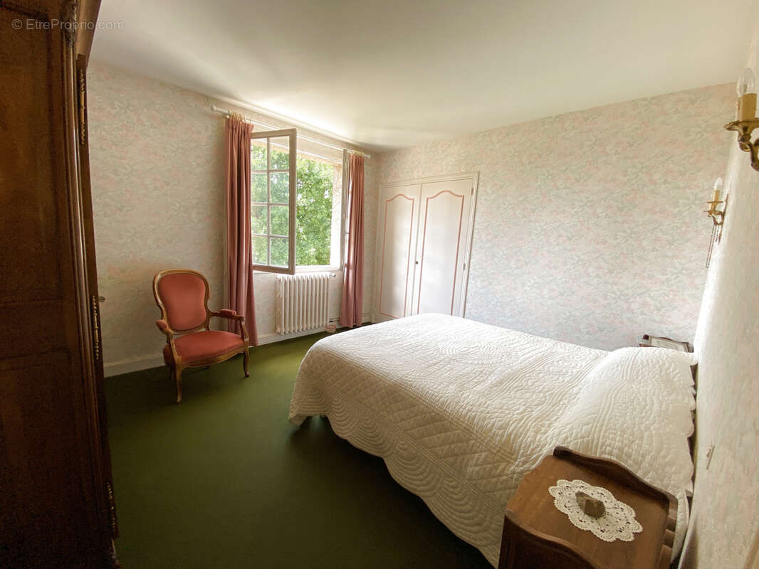 Maison à LATRONQUIERE