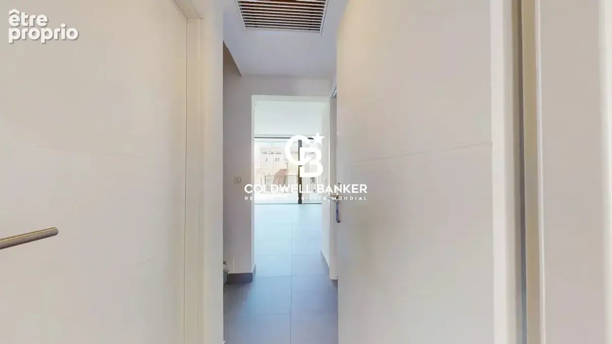 Cannes centre, Maison neuve aux prestations modernes et terrasses ensoleillées - photo 10