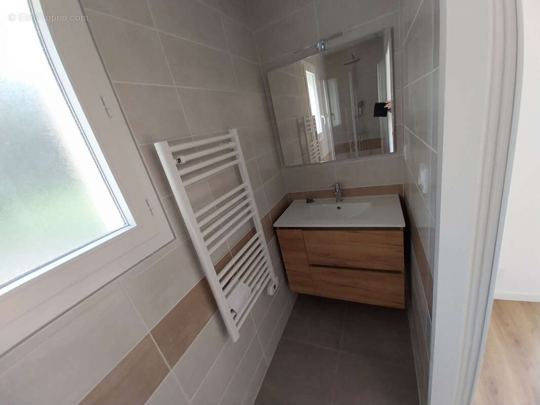 Maison à NEGREPELISSE