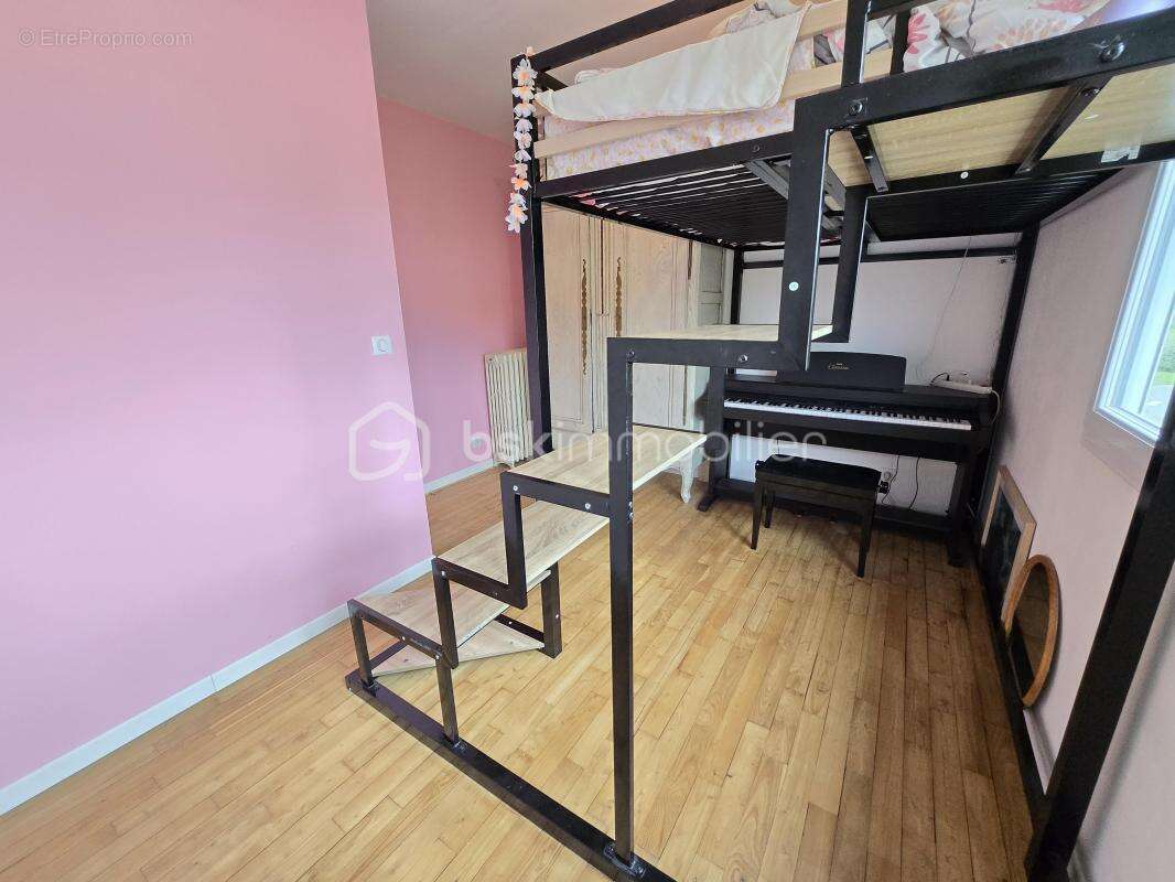 Maison à PLOUER-SUR-RANCE