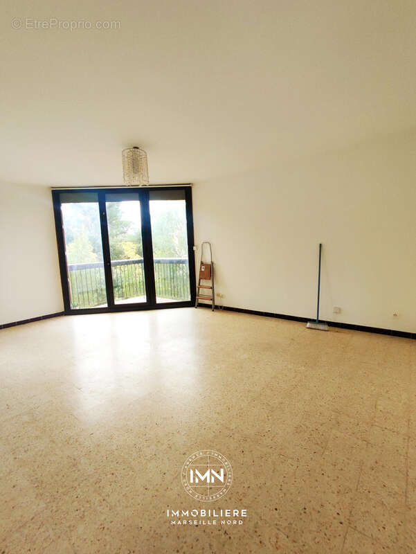 Appartement à MARSEILLE-13E