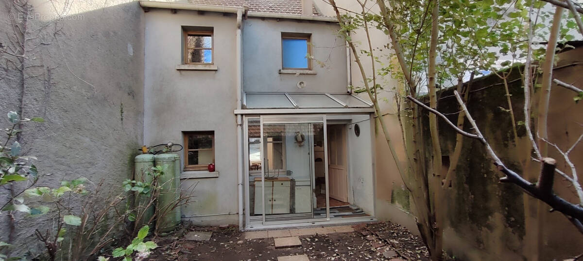 Maison à CHATEAUMEILLANT