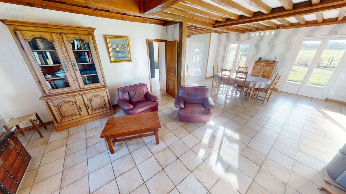 Maison à SAINT-MARTIN-DES-ENTREES