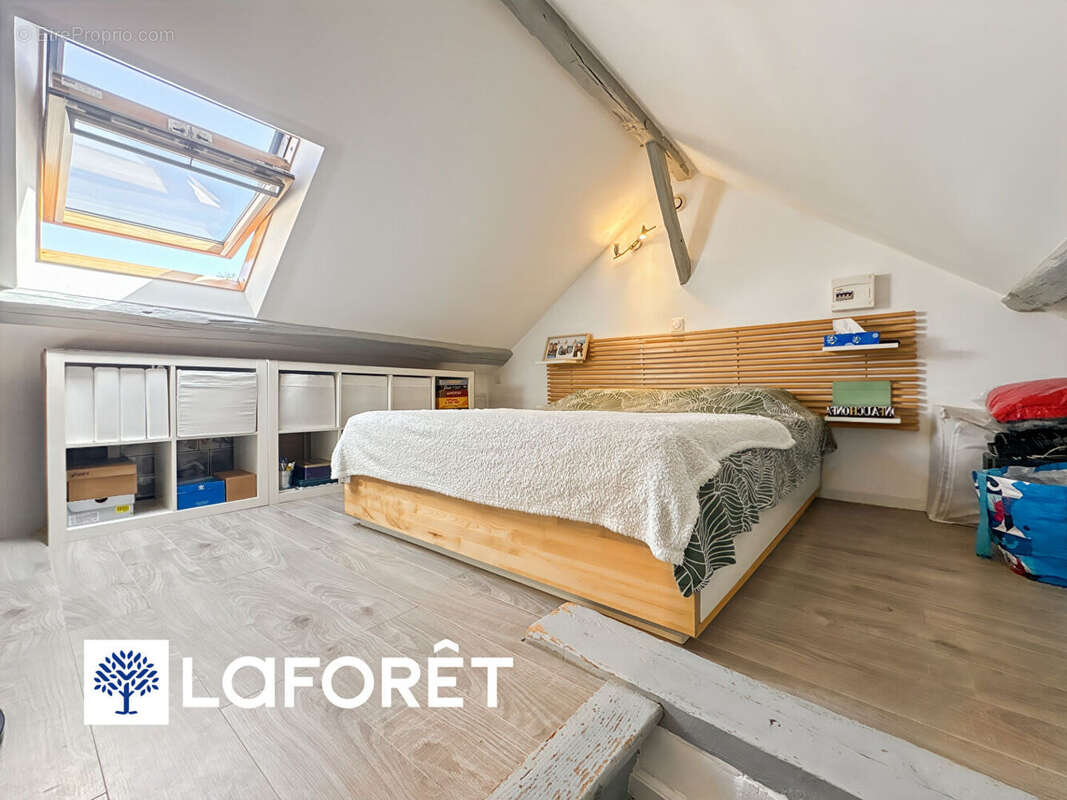 Appartement à EPINAY-SUR-ORGE