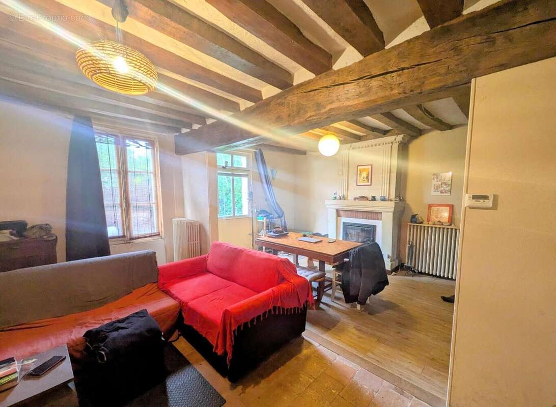 Photo 2 - Maison à SAINT-CLEMENT-DES-LEVEES