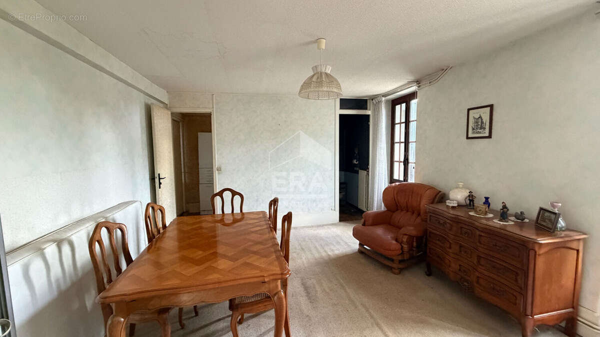 Maison 207m² à mantes-la-ville - photo 8
