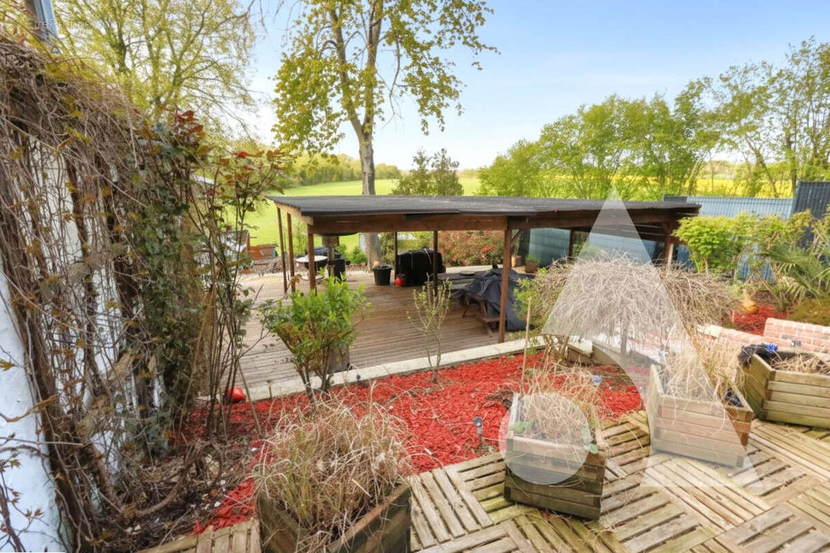 Maison Le Fayel 5 pièce(s) 203 m2 - photo 3