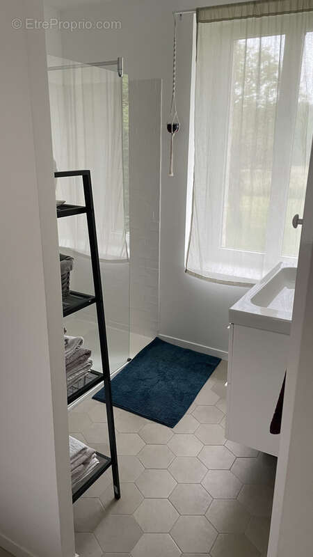 Maison à SAINT-PIERRE-DE-MAILLE