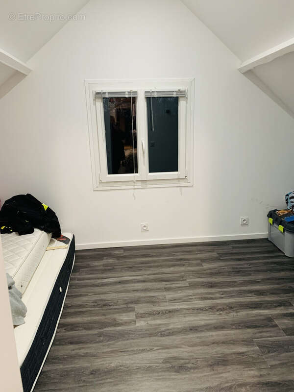 Maison à VILLETHIERRY