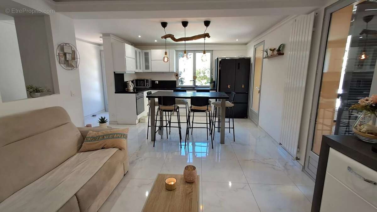 Appartement à MENTON