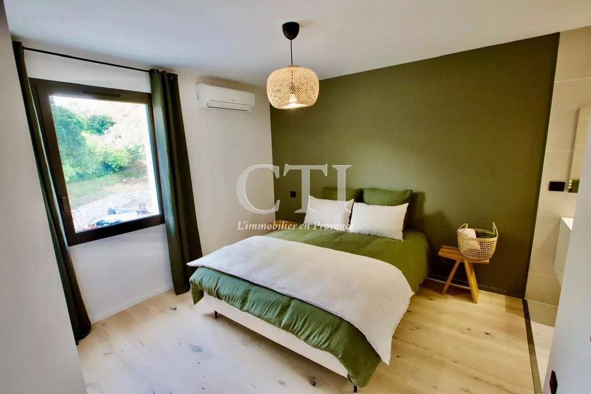 Appartement à VAISON-LA-ROMAINE