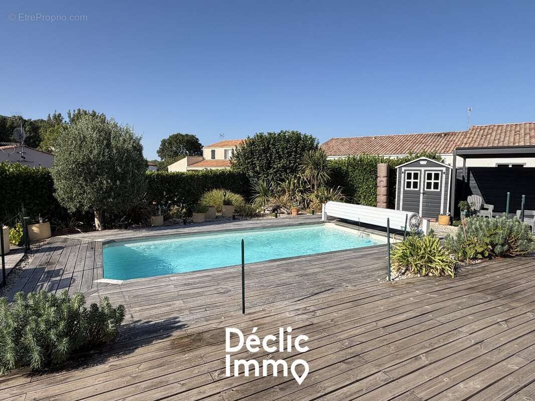A vendre maison 8ch rochefort + garage - photo 2