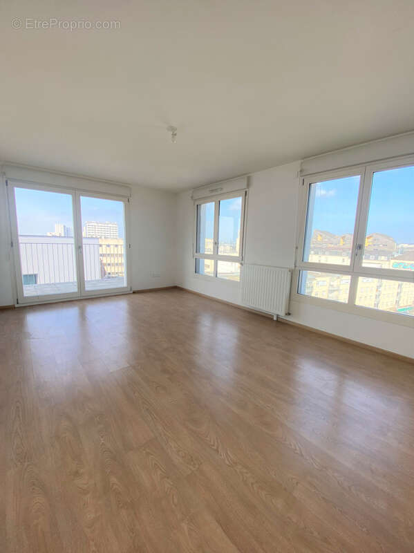 Appartement à SAINT-DENIS