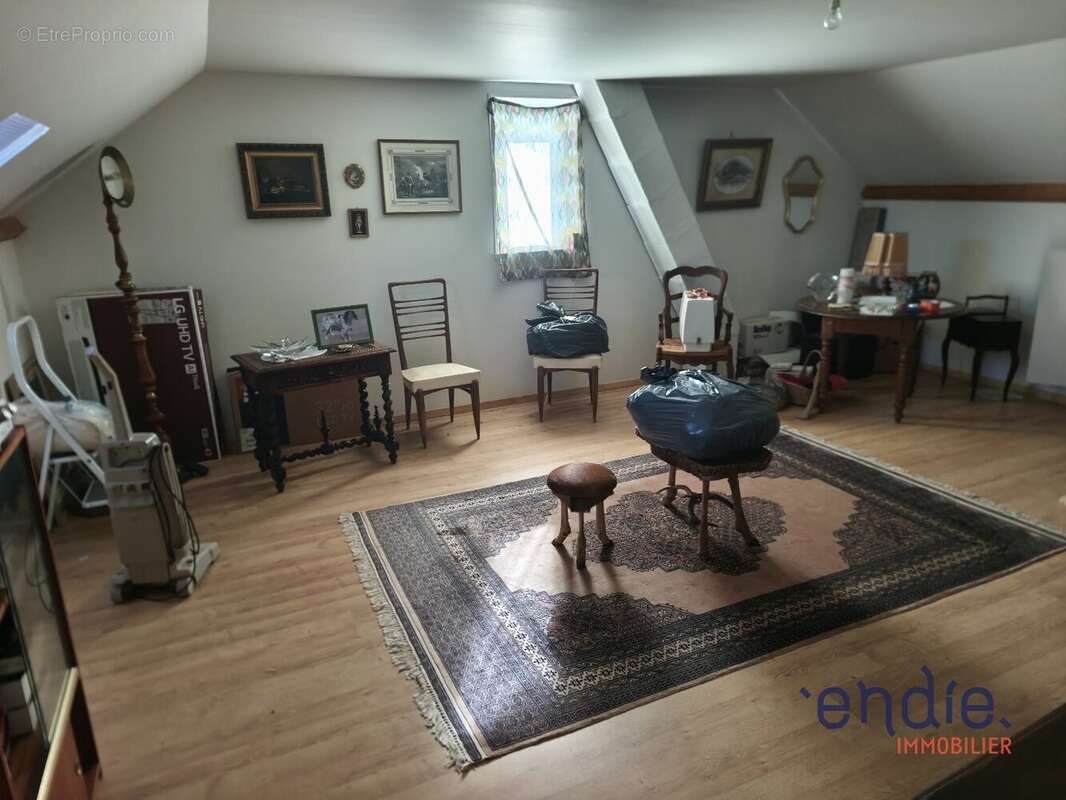 Maison à COSNE-D'ALLIER