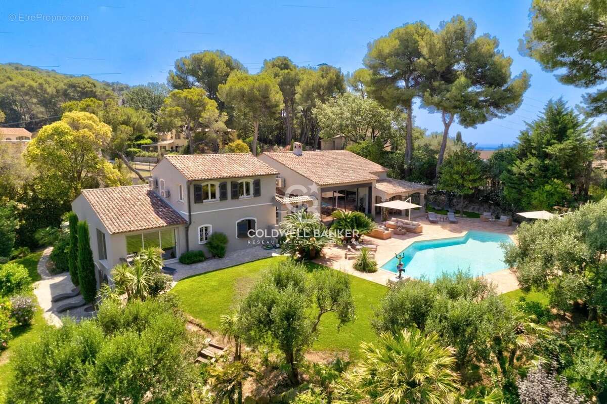 Maison à MOUGINS