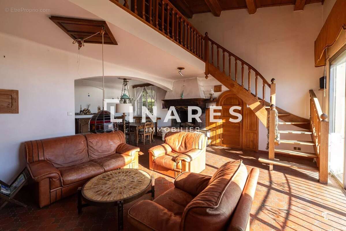 Maison à SAUSSET-LES-PINS