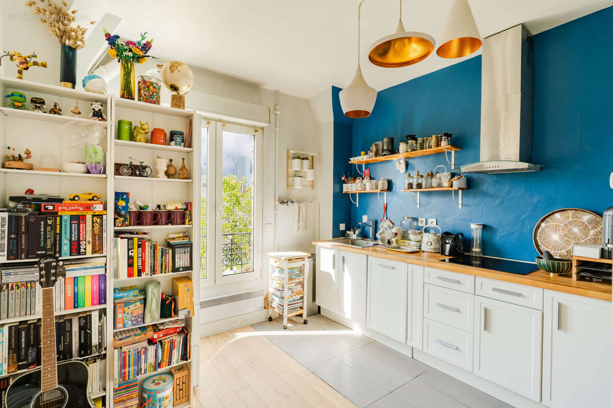 Appartement à LA GARENNE-COLOMBES