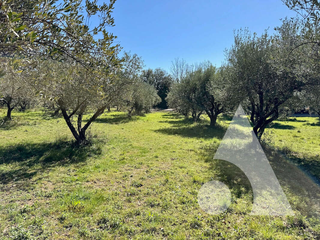 Maison à VILLECROZE