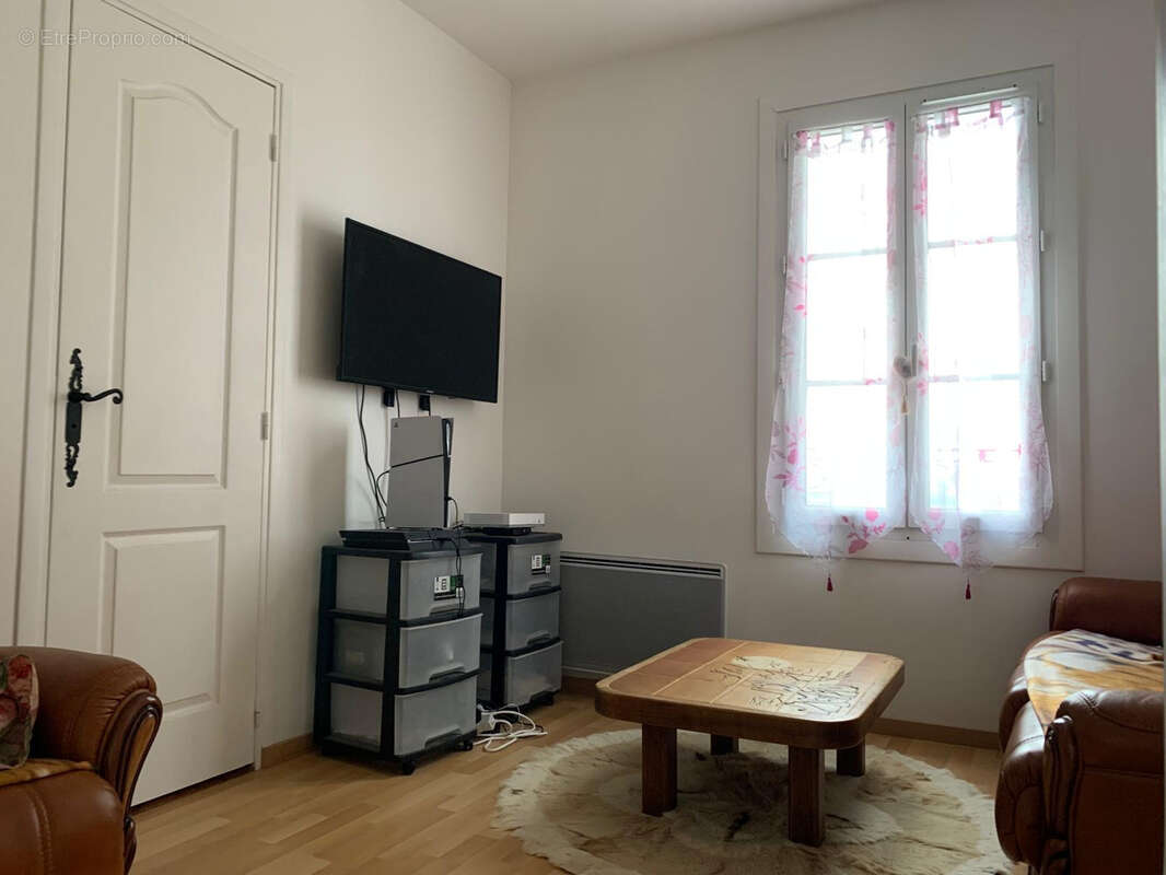 Appartement à VAUX-SUR-SEINE