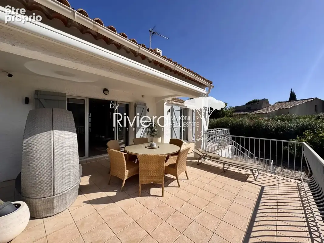 Villa de 120m2 avec piscine chauffée sur terrain de 1 062 m2 - photo 4