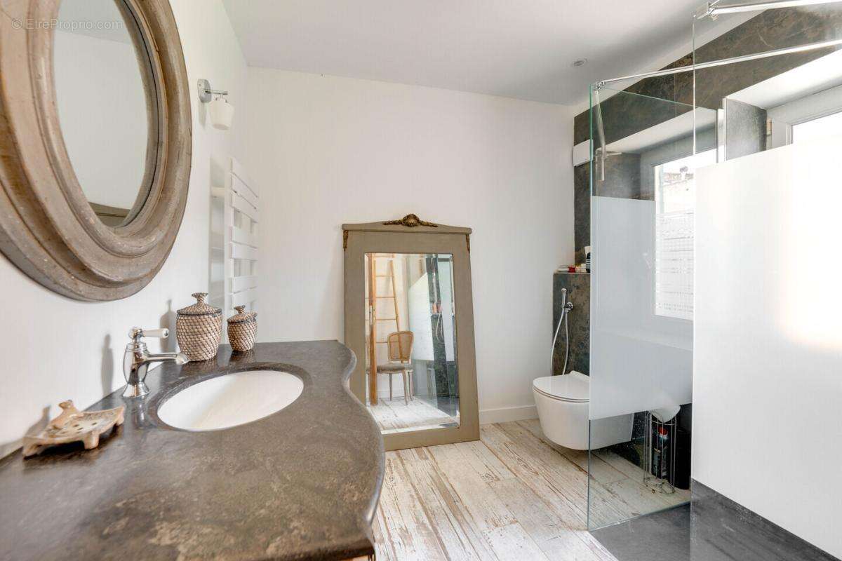 Magnifique maison de village avec cour - photo 9
