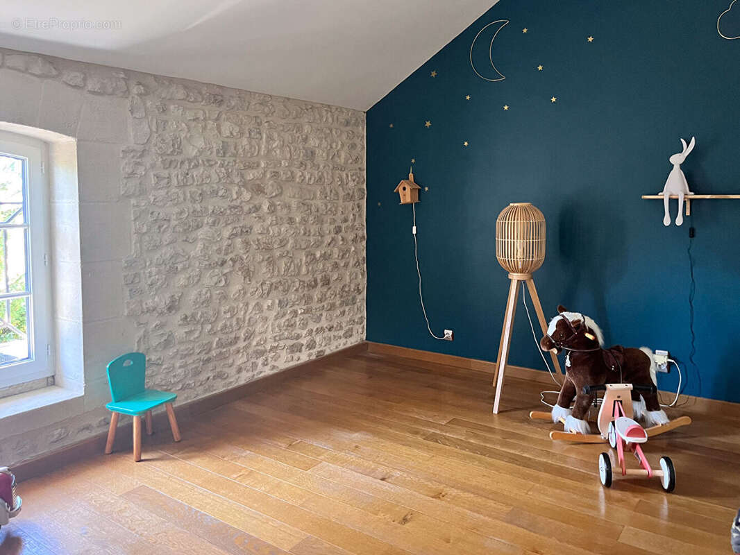 Maison à DOMPIERRE-SUR-MER