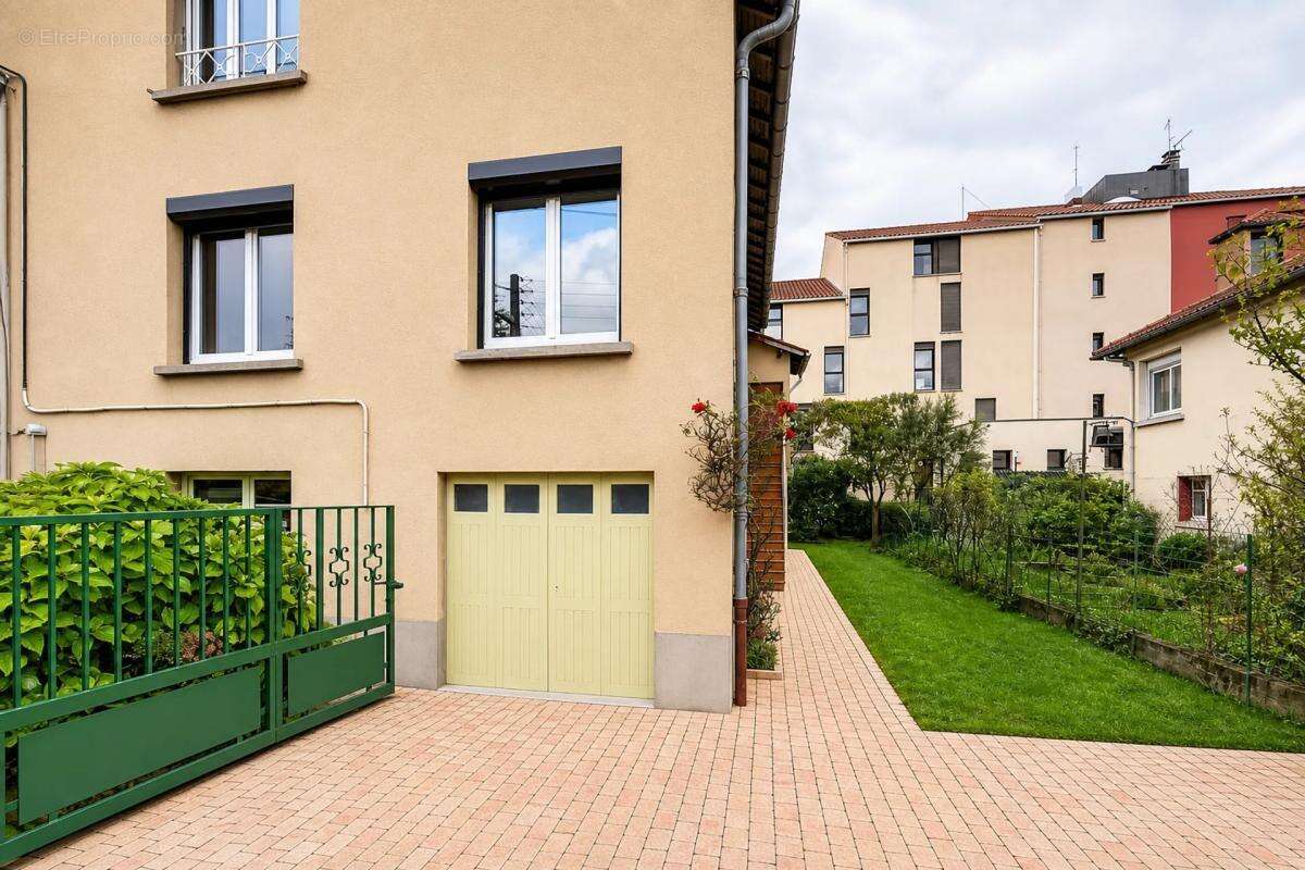 Appartement à MILLAU