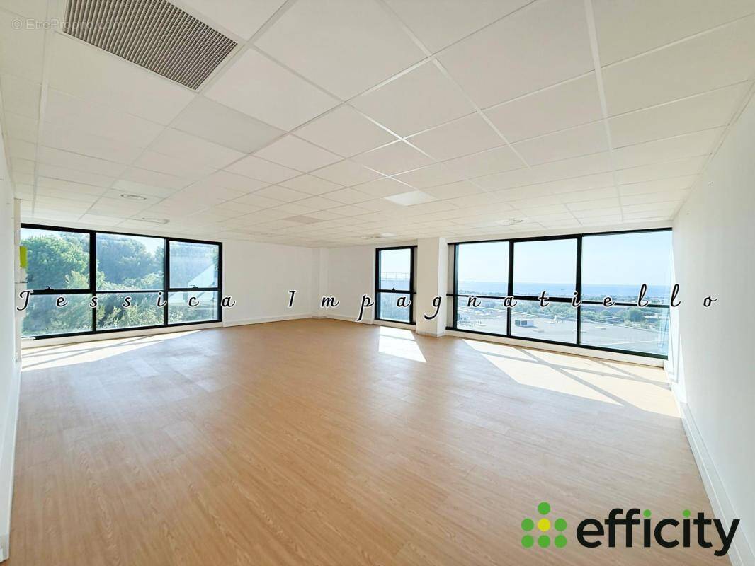 Commerce à LA CIOTAT