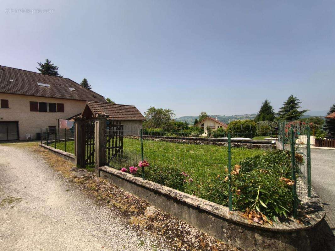 Maison à GRUFFY