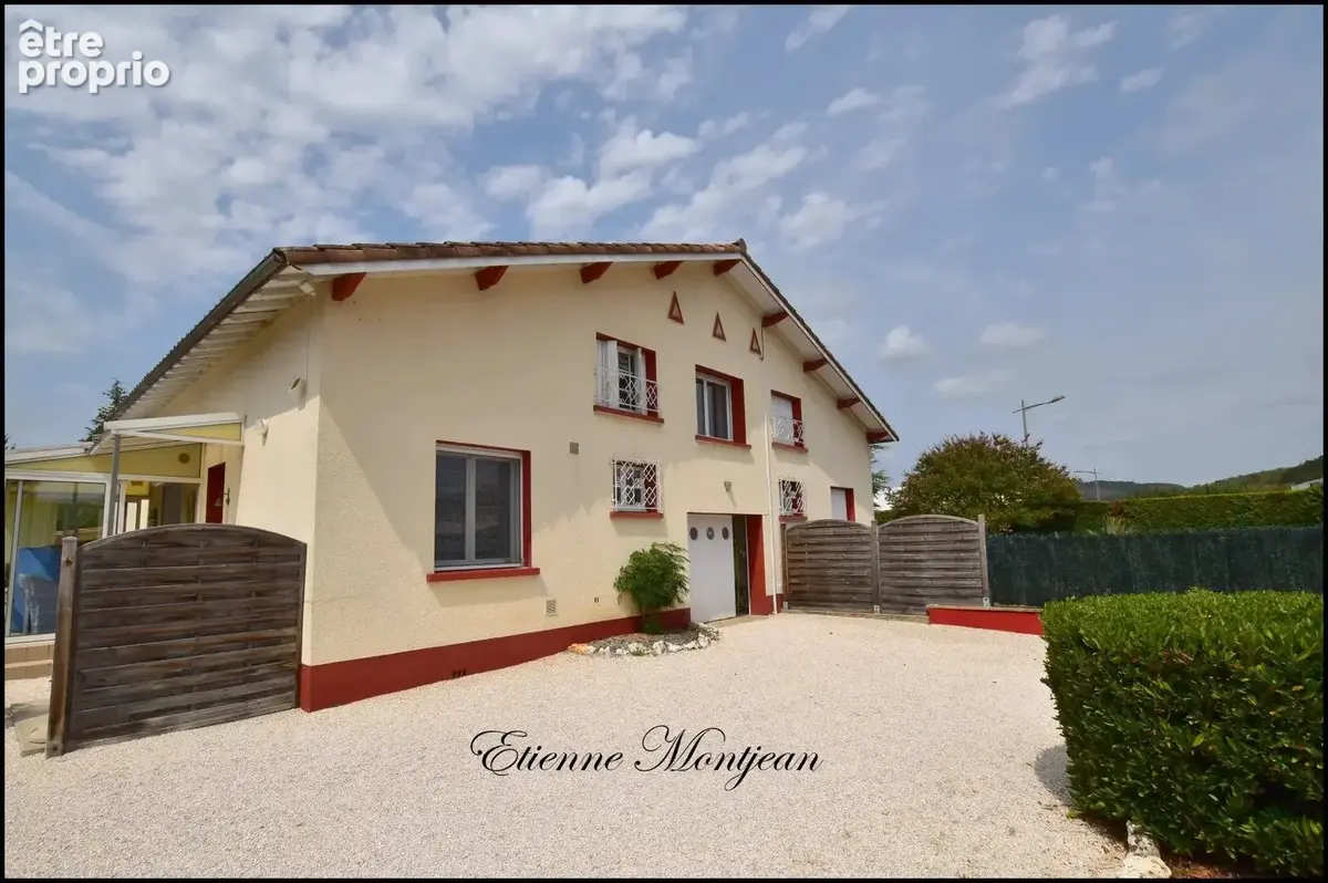Maison 256 m² à Espere  - photo 2