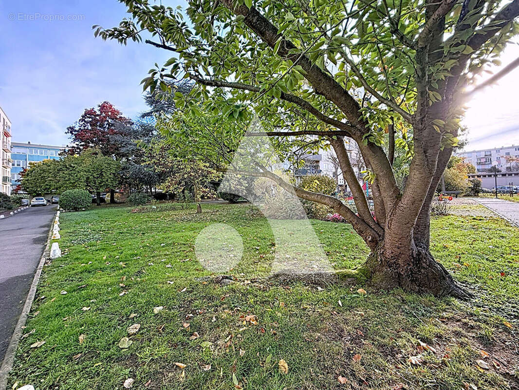 Appartement à RUEIL-MALMAISON