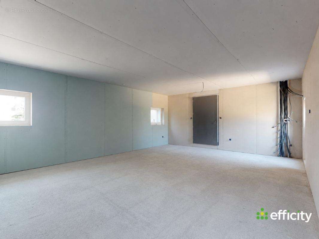 Maison 131 m² à Perrex  - photo 11