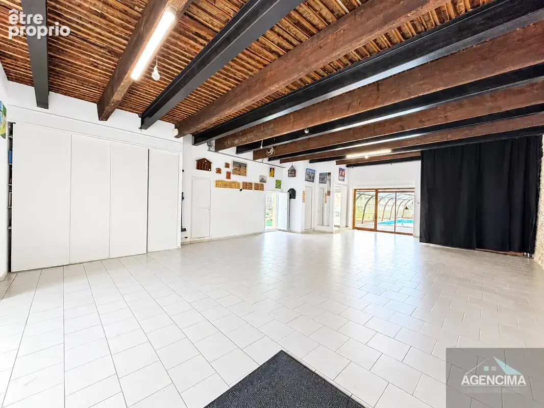 Demeure de prestige pleine d'histoire, avec garage, appartement T3 et jardin - photo 2