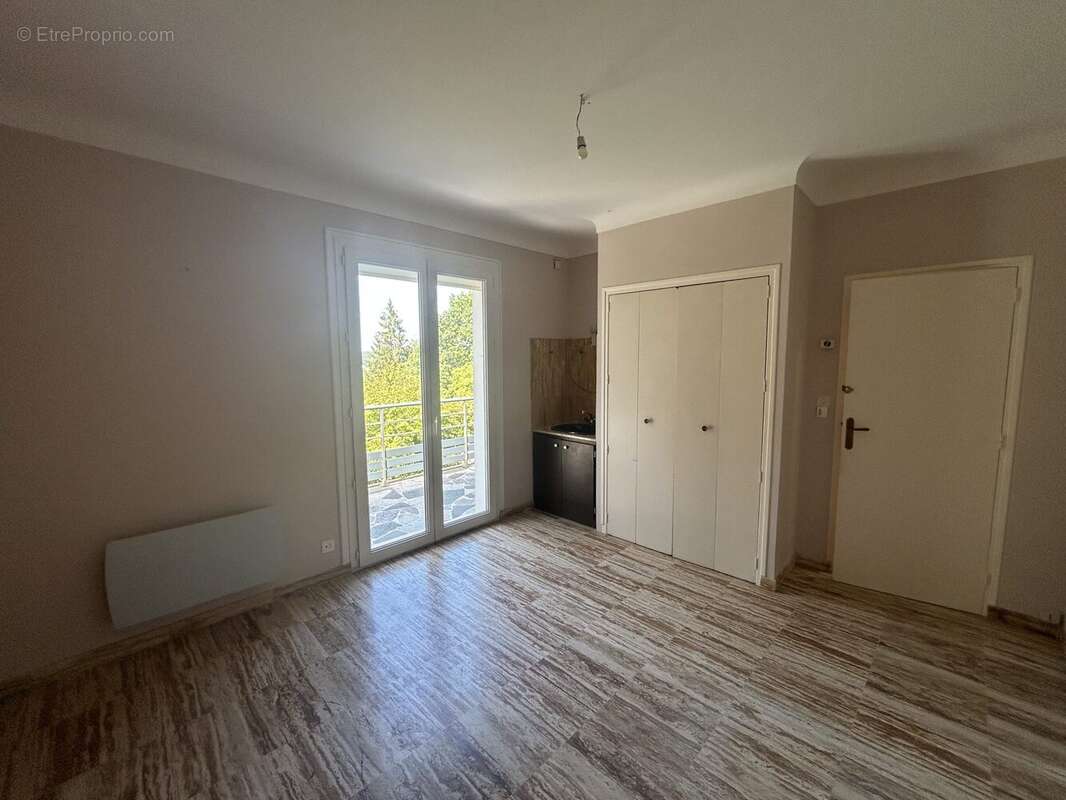 Maison 212 m² à Marsac-Sur-L'isle  - photo 8