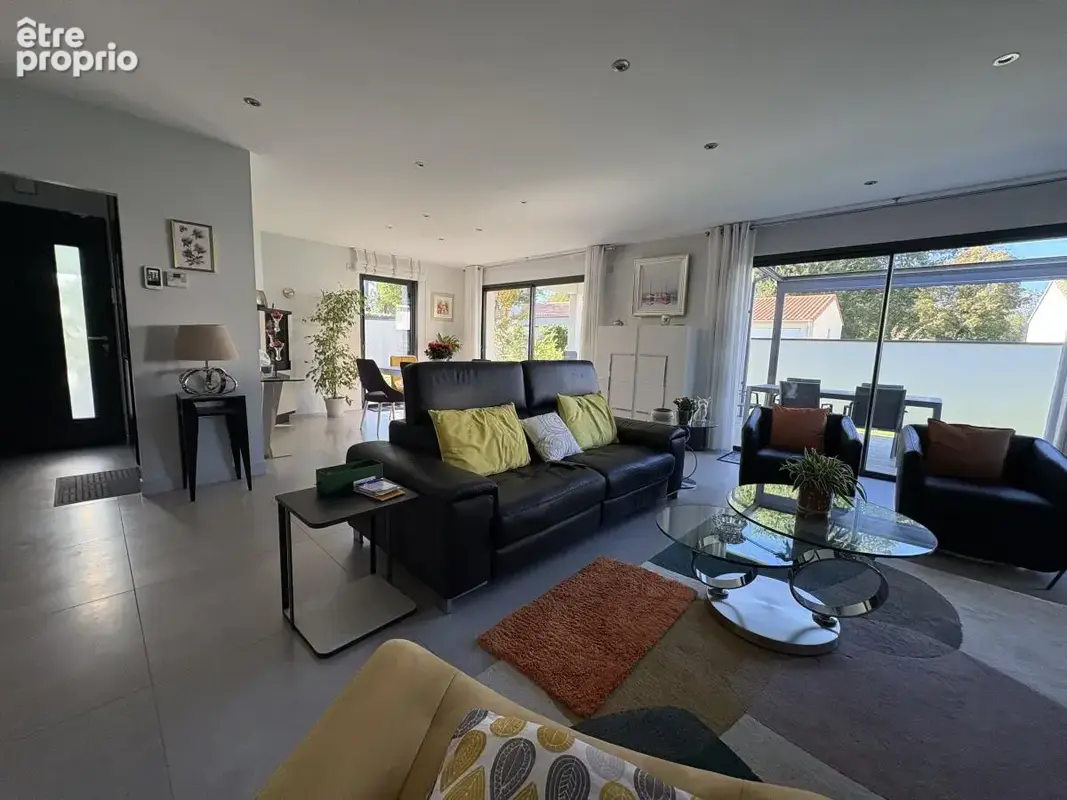 Maison 4 pièces 136 m² à vendre à Aiffres (79230) - photo 5