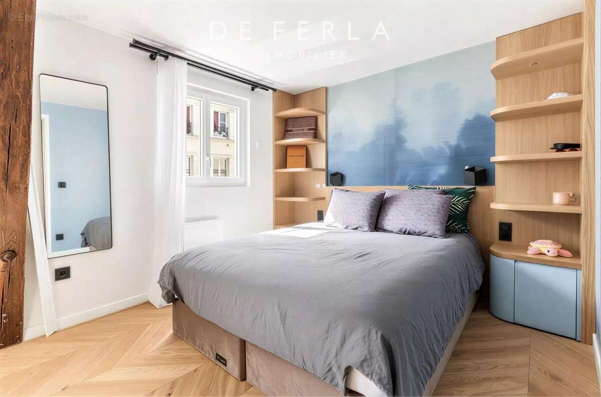 Appartement à PARIS-8E