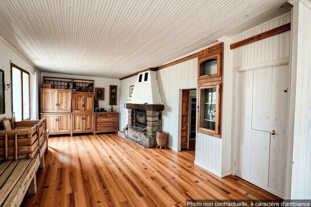 Maison à LA MOTTE-DU-CAIRE